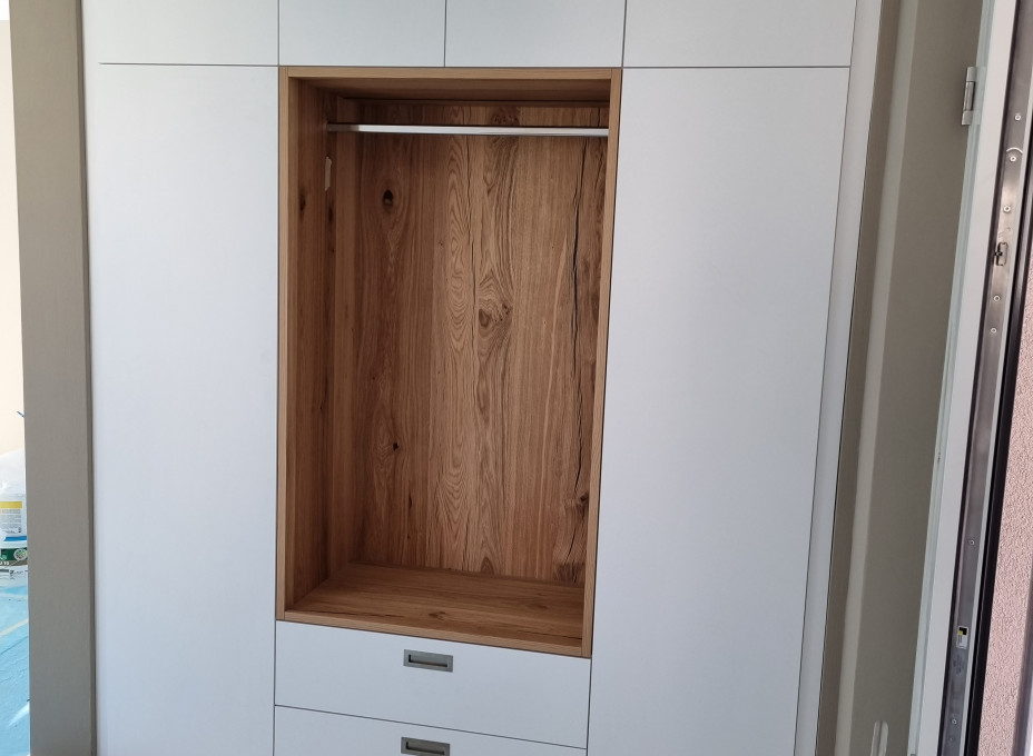 Brunnmattweg 15 Pfeffingen Schraenke Garderobe 1