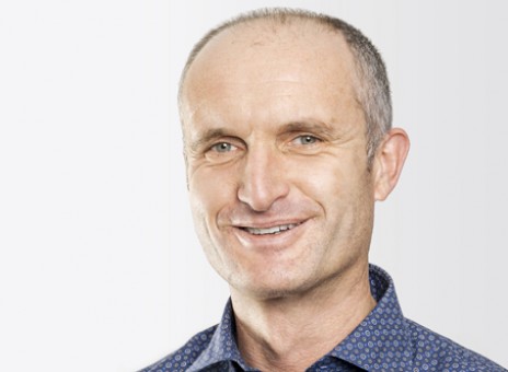 MERZ Simon